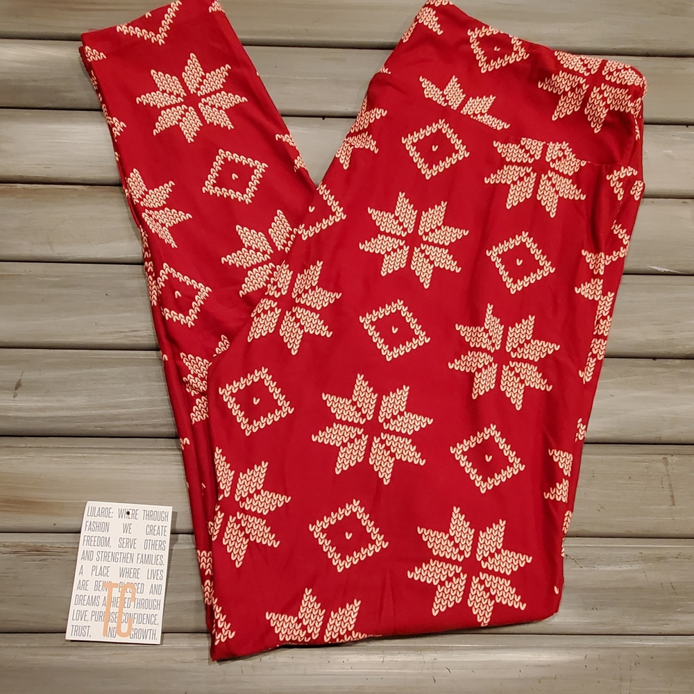 NWOT LuLaRoe TC Leggings RED WHITE Knit Nordic Ski Sweater Snowflake Star Craft